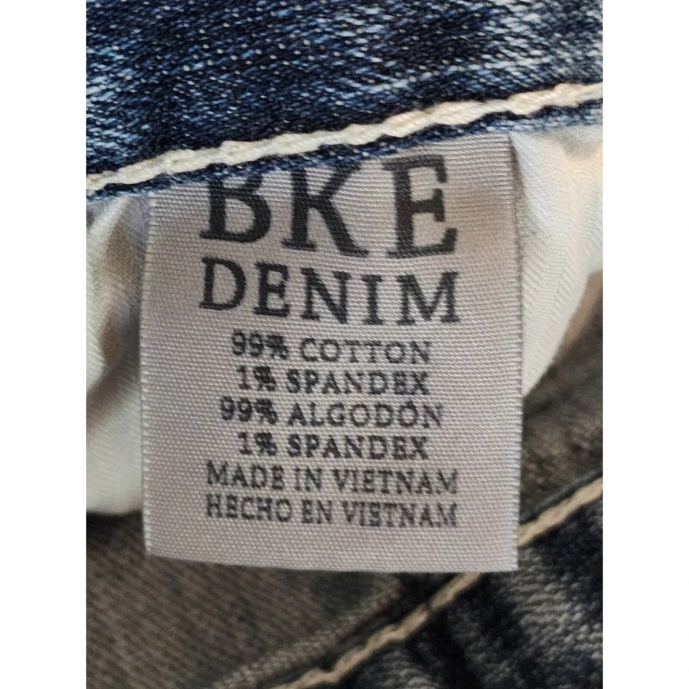 Buckle BKE Carter Straight Leg Jeans Mens Size 31L Medium Wash  distressed